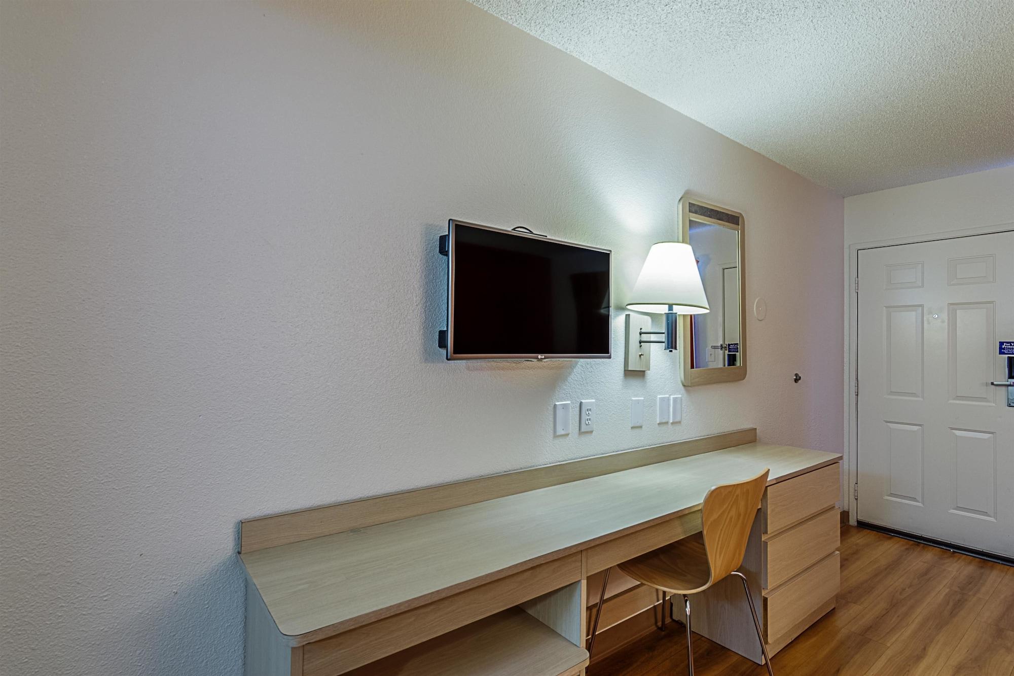 Hotel 6-modesto, Ca