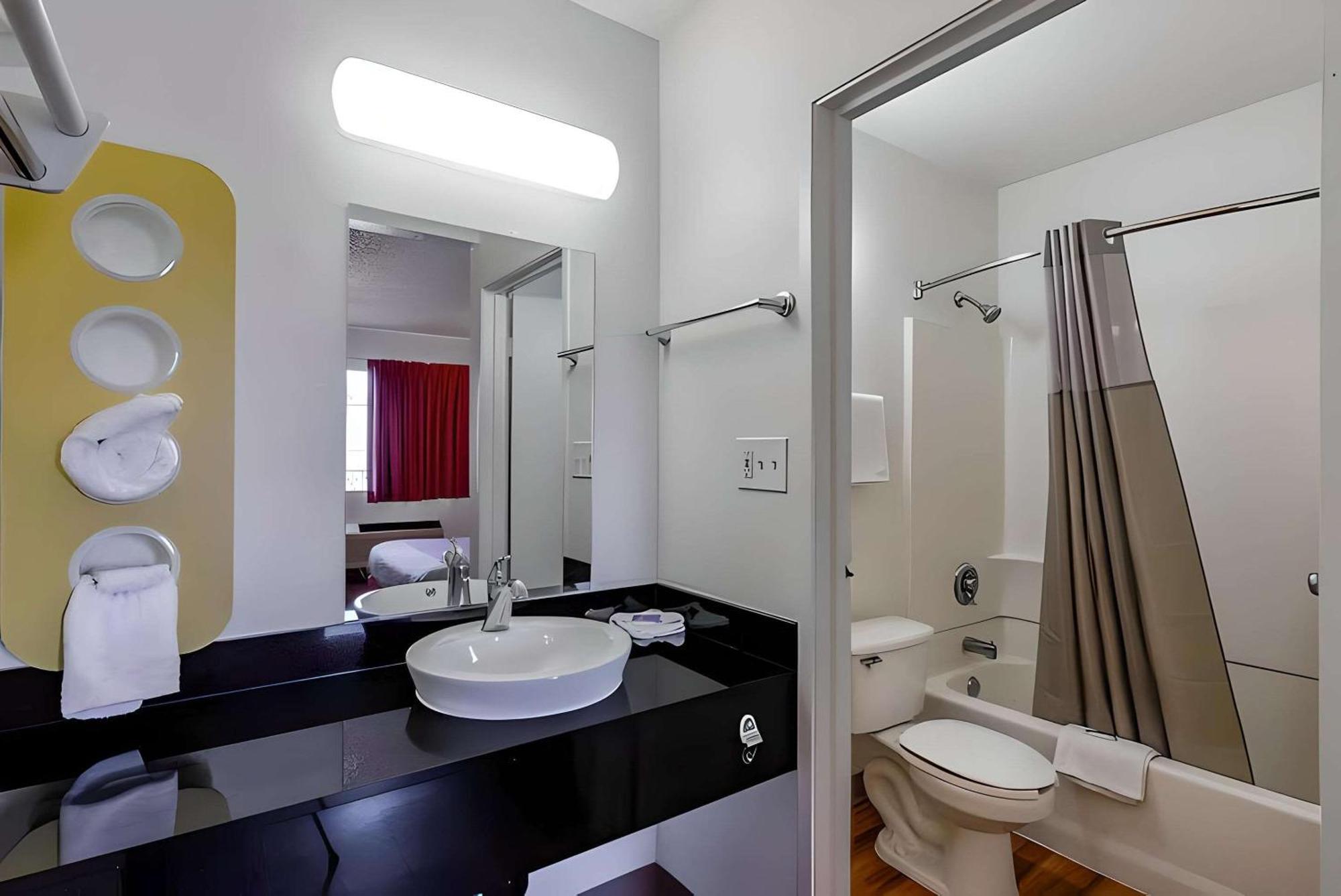 6-modesto, Ca Hotel 3*