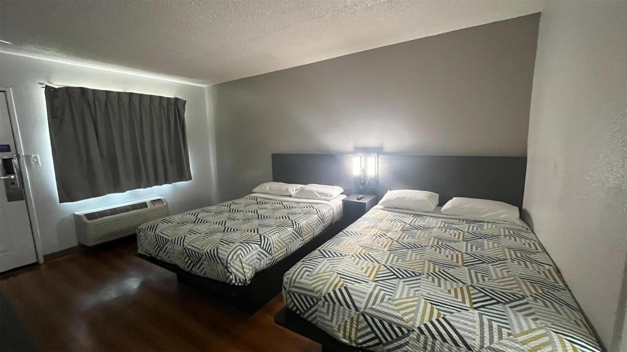 6-modesto, Ca 3* Modesto