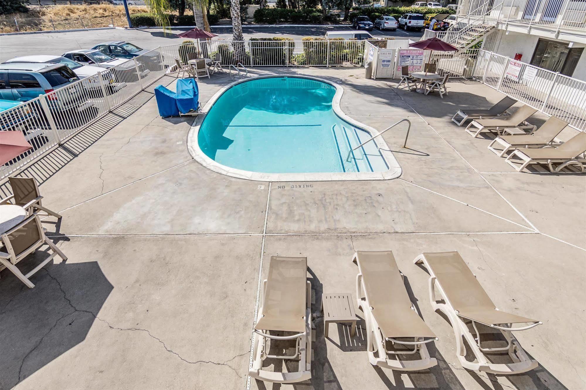 6-modesto, Ca 3*